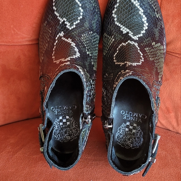 VINCE CAMUTO Women Pamma Ankle Boots Size 6.5 - Picture 8 of 12